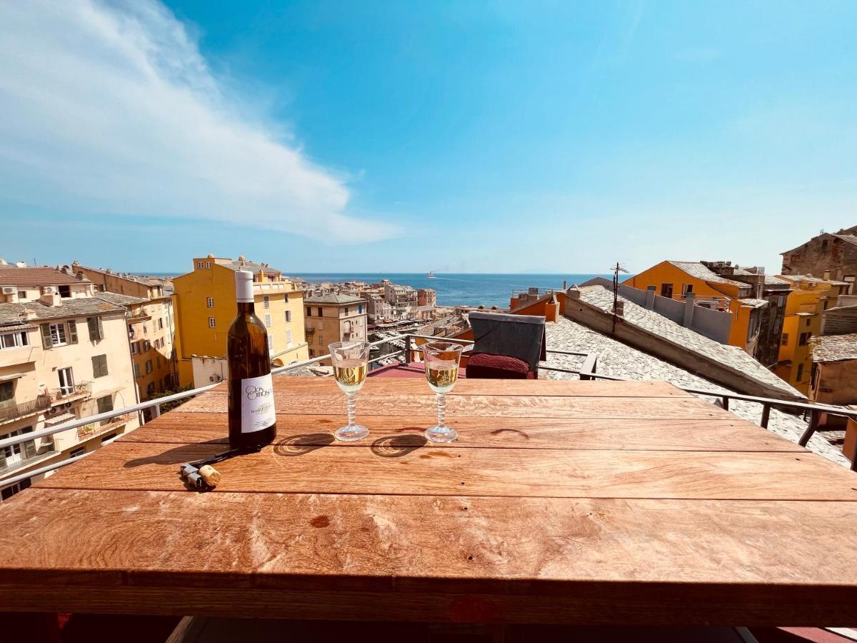 Pepites Bastiaises Vatta Appartement Roof Top Jacuzzi Vue Vieux Port باستيا المظهر الخارجي الصورة