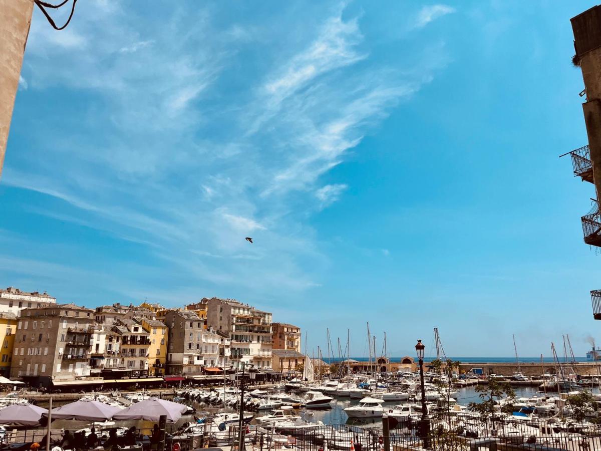 Pepites Bastiaises Vatta Appartement Roof Top Jacuzzi Vue Vieux Port باستيا المظهر الخارجي الصورة